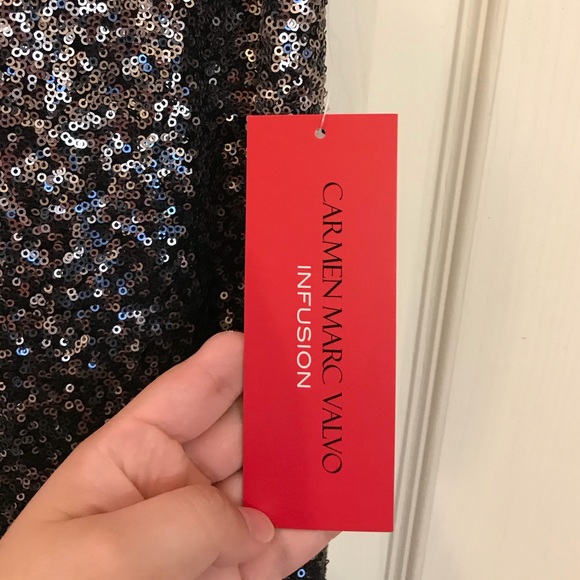 Carmen Marc Valvo Infusion Gown - Picture 6 of 6